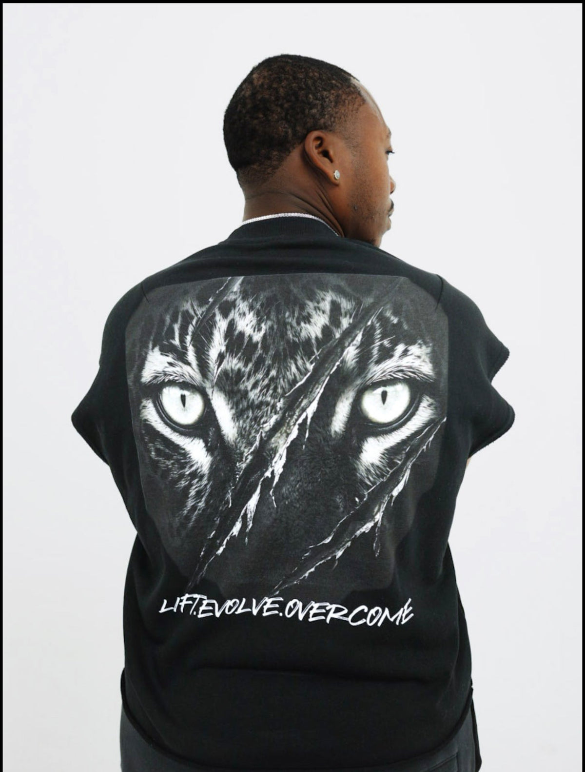 Mens LEO Tee